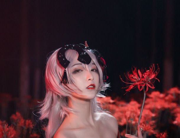 铁板烧鬼舞w_COS 圣女贞德作品鉴赏