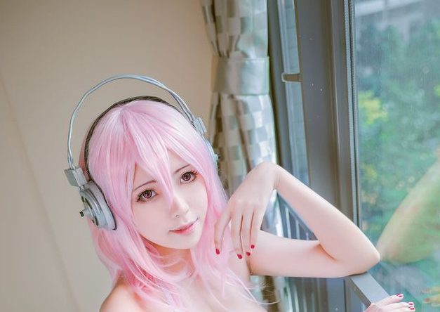 塔塔_Lo1iTa cos “比基尼版”超级索尼子