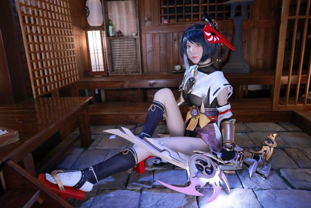 水淼aqua的九条裟罗Cosplay,性感又迷人!