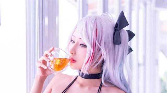 雨波_HaneAme的欧根亲王cosplay，简直美炸了！