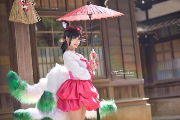 雨波_HaneAme cos《英雄联盟》九尾妖狐阿狸，作品鉴赏