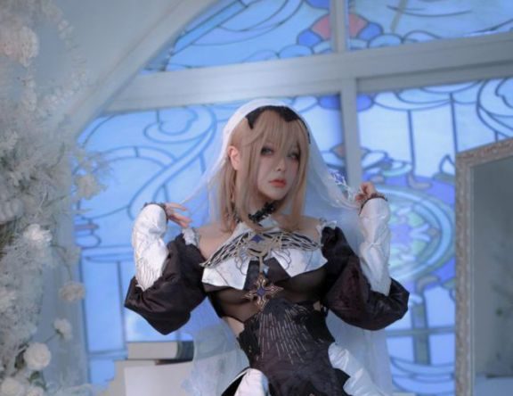 w百合欧皇子w cos《崩坏3》修女阿波尼亚