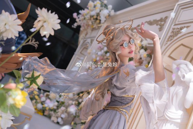 阿包也是兔娘cos《第五人格》艾玛·伍兹作品鉴赏，美丽可爱