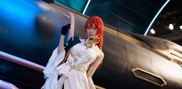 Cien恩恩cos《崩坏：星穹铁道》姬子作品鉴赏，闪耀舞台美到爆炸