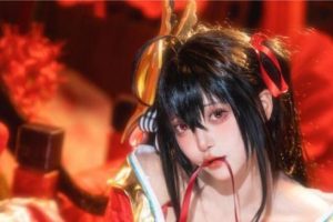 枣糕-吃谷人黛博魂cos碧蓝航线大凤，性感惊艳