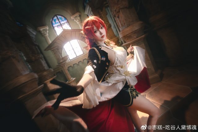 枣糕-吃谷人黛博魂cos崩坏：星穹铁道姬子，惊艳性感