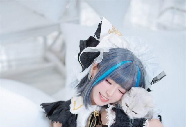 肃雨雨雨cos柴郡作品，调皮迷人