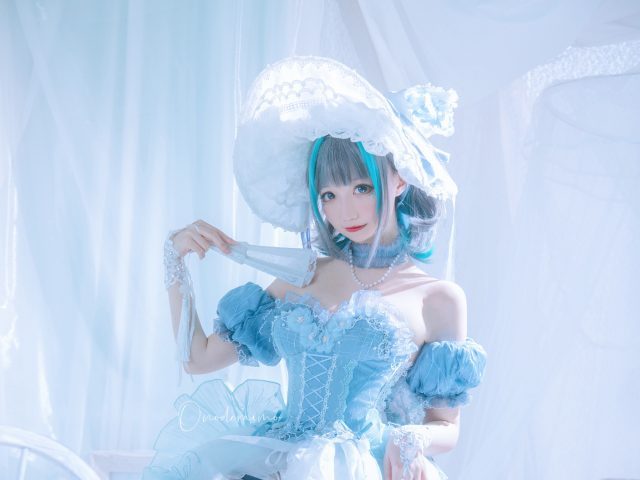 小野寺地瓜cos《碧蓝航线》柴郡，柴郡猫魅力四射