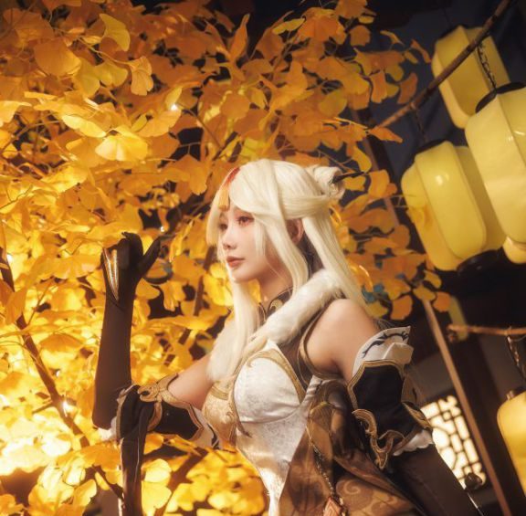 如月灰cos《原神》凝光作品鉴赏,美丽如璃月简直是凝光本人